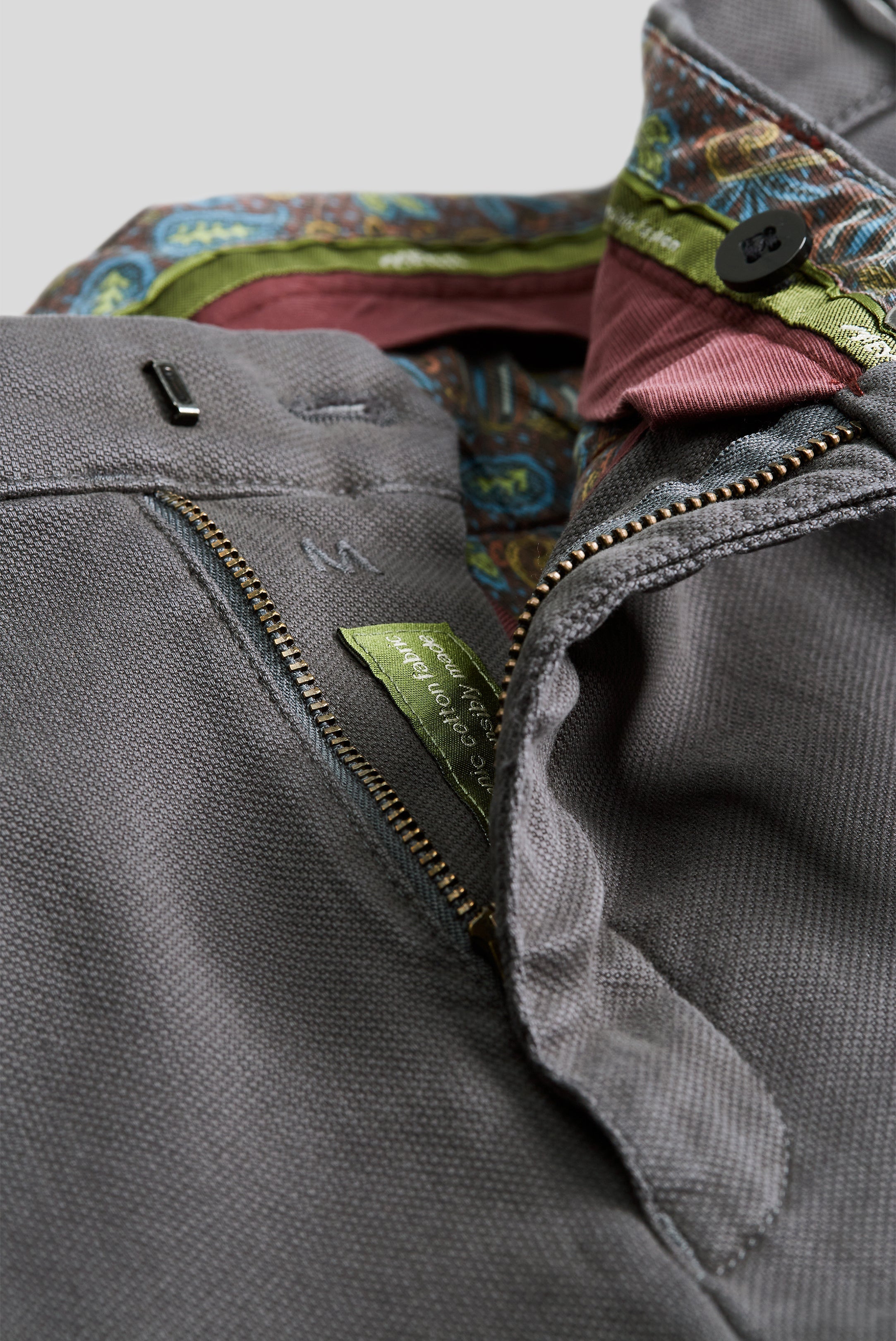 Chicago 2-5580 CANVAS LOOK